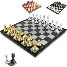 OEM Hot Sale Folding Magnetic Wooden Chess Set Board Game